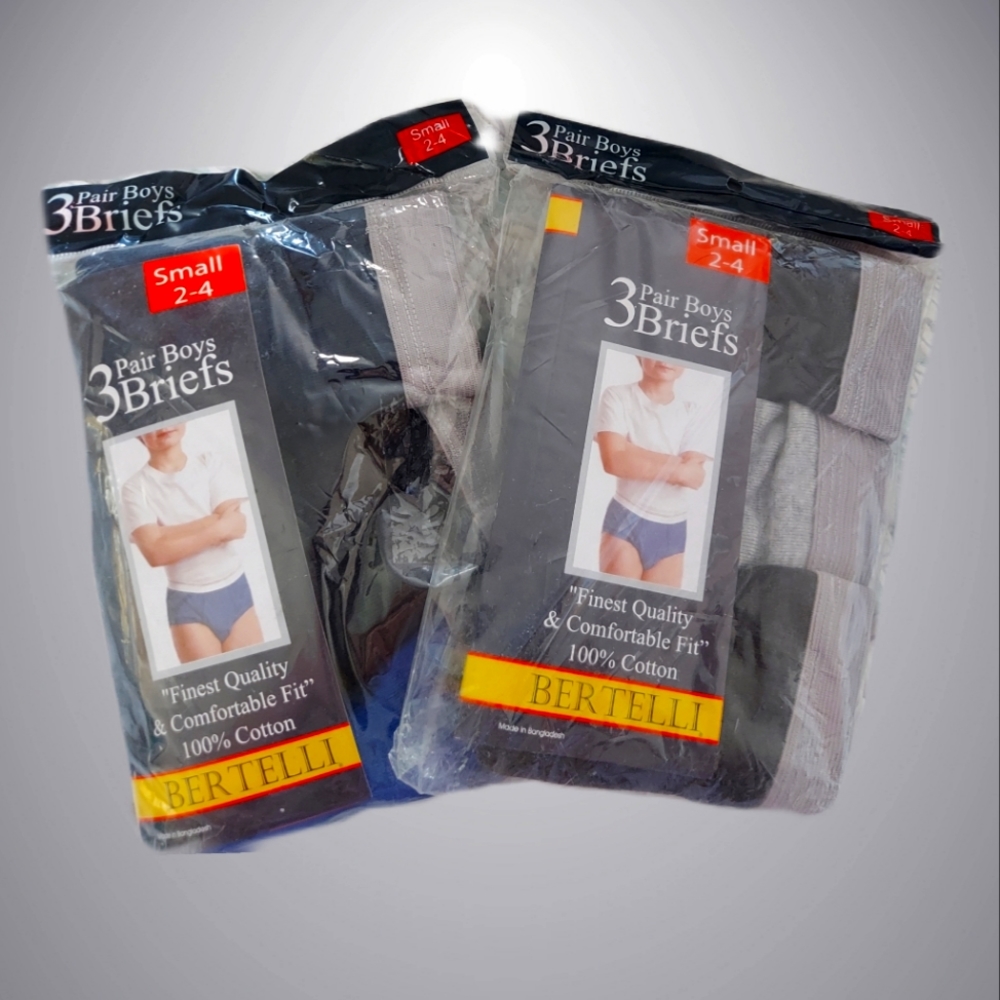 3/$30 BUNDLE 2 Boys Briefs NWT
